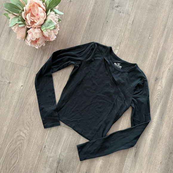New Hollister Black Cut Out Slit Bust Long Sleeve Top - Picture 1 of 4